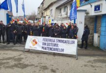Video/Foto: Proteste la Penitenciarul Târgu Jiu