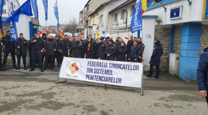 Video/Foto: Proteste la Penitenciarul Târgu Jiu