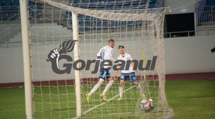 Bebe7o! Golgheterul CSM-ului a făcut spectacol cu Jiul