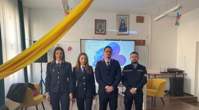 Polițiștii de penitenciare, informare pentru elevii din Târgu Jiu
