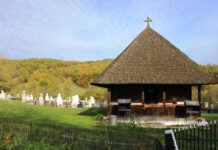 Licitație reluată pentru restaurarea unei biserici de lemn din Gorj