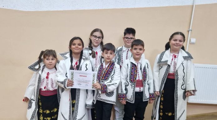 Palmaresul Festivalului Județean “E vremea colindelor” de la Târgu Cărbunești