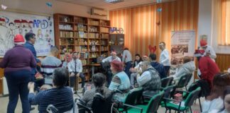 Cu prilejul ,,Serbării de Crăciun”, – Momente de încântare și bucurie pentru beneficiarii Centrului de zi CHRISTIAN, din Târgu Jiu