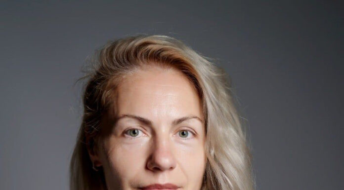 De la Filarmonică, director la o societate a CEO!