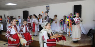 O nouă ediție a Festivalului „E vremea colindelor”