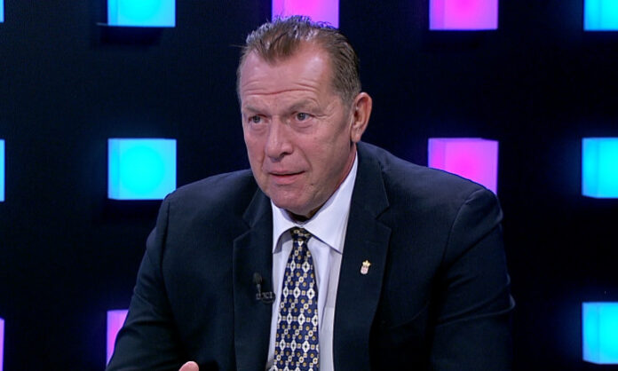 helmuth-duckadam-dictatura-medicala