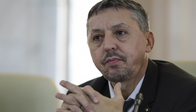 Noul ministru al Educației: Stoparea meditațiilor e complicată