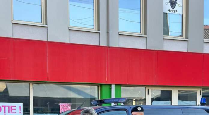 Jandarmii gorjeni i-au restituit unui bărbat documentele medicale pierdute