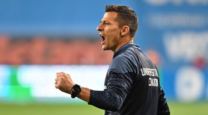 Gâlcă crede că un vârf ar rezolva problemele Craiovei: E pregătit să joace