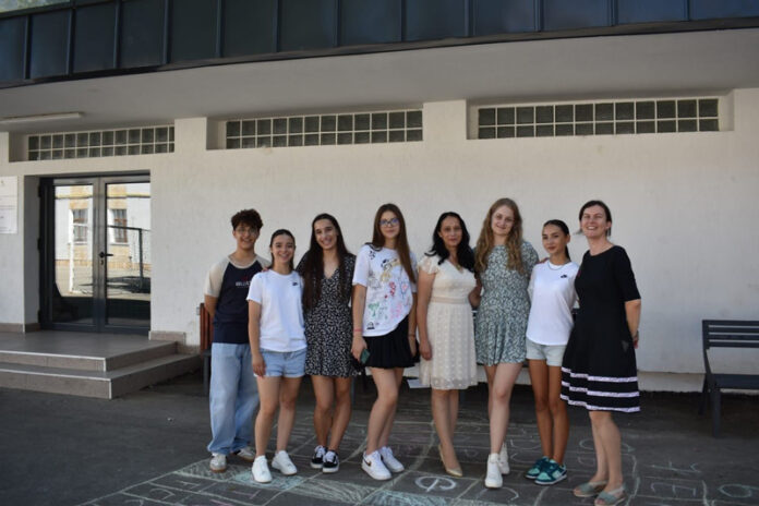 1941bbfa-ec9f-4003-a37a-75f00db8133a