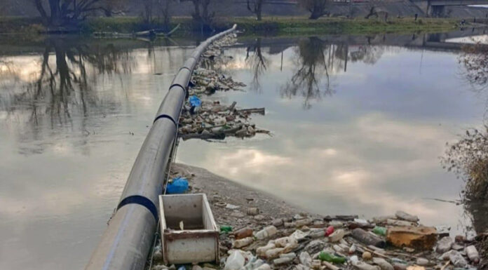 Tone de gunoaie strânse de pe râuri!
