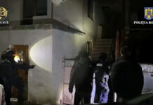 Arest preventiv pentru șapte bărbați și o femeie din Gorj, implicați într-un dosar de trafic de droguri de mare risc