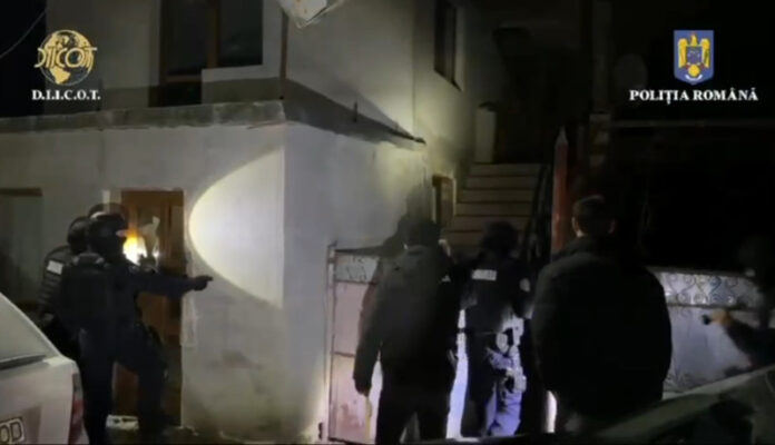 21adb827-9ad2-4412-832e-7e85bd1c9540