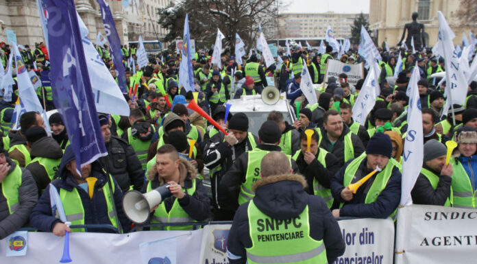 Protest de amploare al polițiștilor