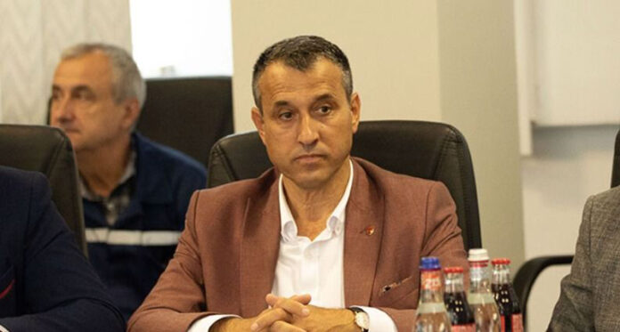 9d294820-f1e7-4a10-b4a4-9ef7134de3ea