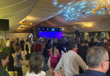 Distracție la Revelionul Lăutarilor!