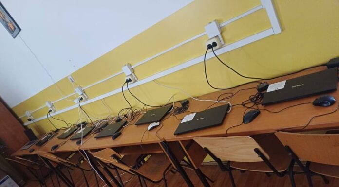 Dotări de aproape 1 milion de lei pentru școlile din Polovragi