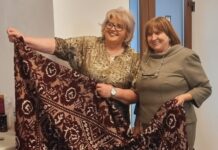 Elena Basarabă și Mărioara Băbu, păstrătoare de tradiții și obiceiuri ciobănești din Novaci