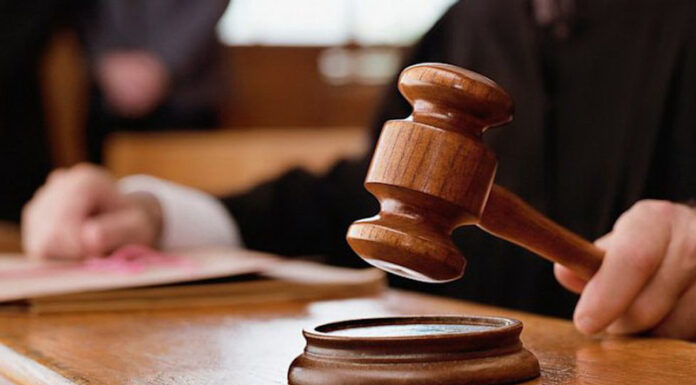 Condamnați după ce au vrut să obțină o „daună totală”