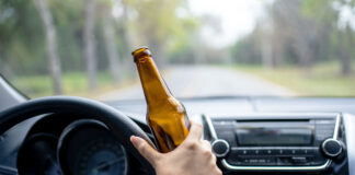 Șoferiță băută la volan în toiul zilei. A consumat o jumătate de litru de țuică
