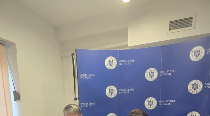 Parc fotovoltaic la Glogova. Contract semnat!