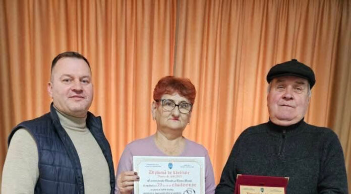 Cuplu din Rovinari, premiat de autoritățile locale