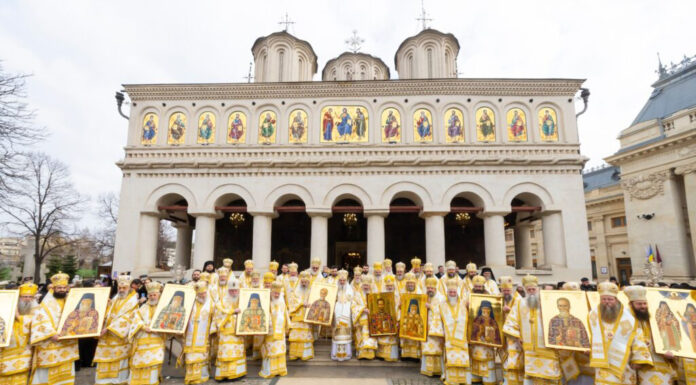 ,,Biserica Ortodoxă Română este «Mama spirituală» a poporului român”! – ,,De-a lungul celor 100 de ani de existenţă ca instituţie şi organizare, Patriarhia Română a fost lumină călăuzitoare către Hristos, «mirele» Bisericii…”!