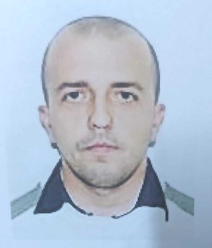 Gorjeanul dat dispărut de fratele său s-a prezentat singur la poliție