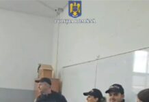 Lecție despre protecția animalelor, oferită elevilor de polițiștii gorjeni