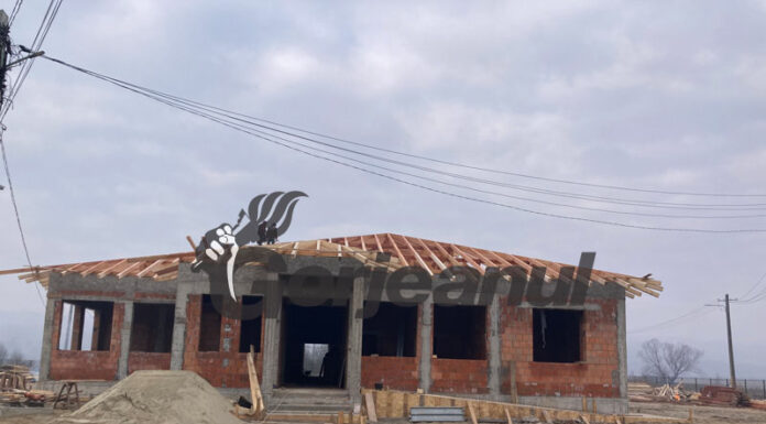 VIDEO: Școala din Arcani, reconstruită ca un buncăr după cutremurul care a distrus-o!