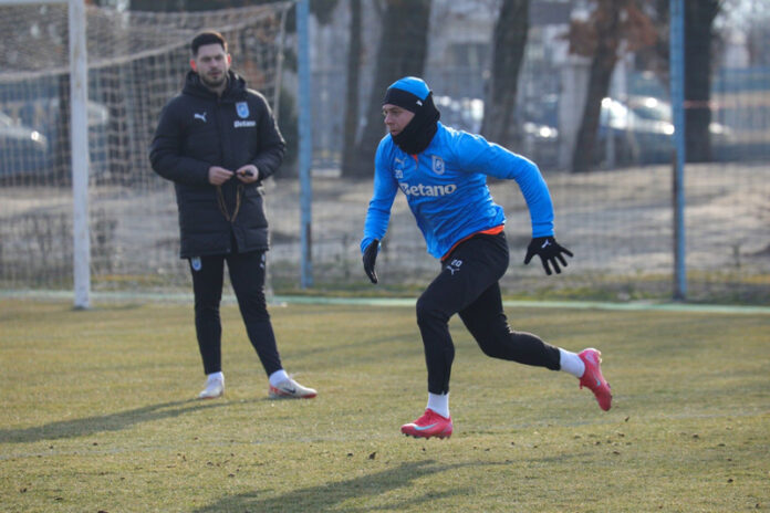 a079702c-3d14-4c39-a8ba-1933c45e5935