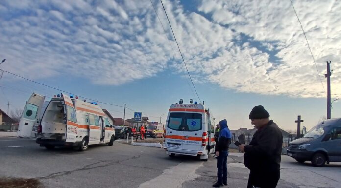 Doi bărbați, răniți în accidentul de la Bălești