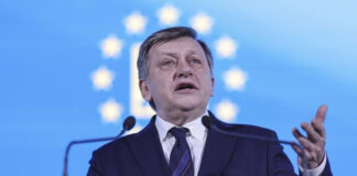 Candidatura lui Crin Antonescu, validată de PSD