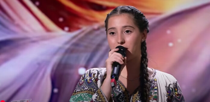 Daria Cojocaru a ,,topit” inimile juraților de la ,,Românii au talent”, cu o Doină din străbuni