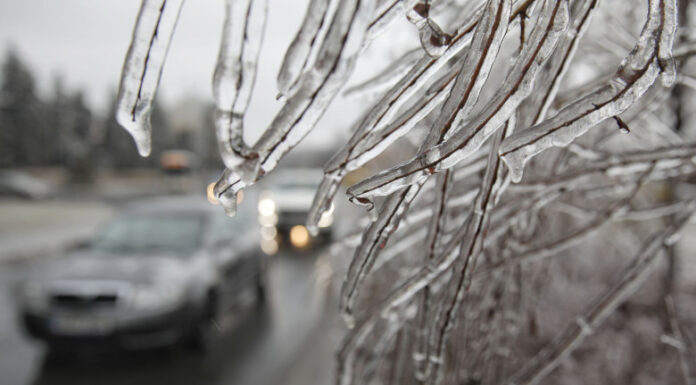 Ger și ninsori în următoarele zile