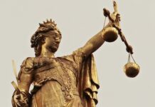 Când gura «păcătosului», adevăr grăieşte! – ,,Dintre judecătorii omeneşti, unii se mituiesc, alţii se câştigă prin măguliri, alţii se intimidează prin ameninţări şi încă multe altele îi impiedică de la judecata cea dreaptă”! (Sf. Ioan Gură de Aur)