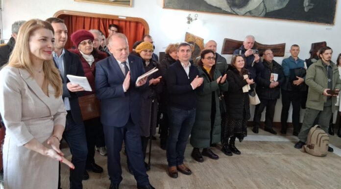 Manifestare dedicată Titanului de la Hobița, „Sub semnul lui Brâncuși”, desfășurată la Muzeul de Artă din Târgu Jiu