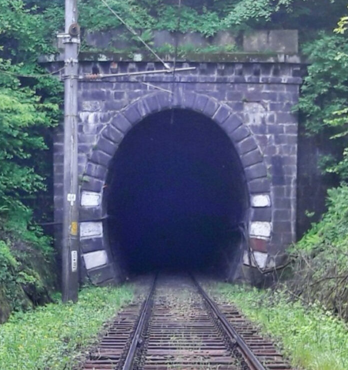 tunelul-feroviar