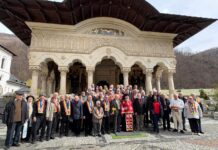 Slujbă de pomenire la Mănăstirea Lainici, la 68 de ani de la moartea lui Brâncuși