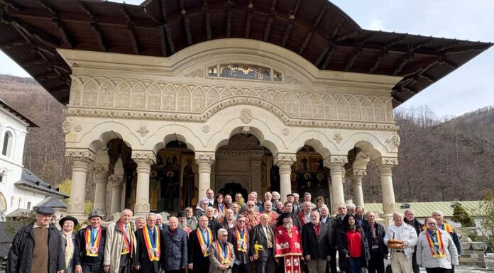 Slujbă de pomenire la Mănăstirea Lainici, la 68 de ani de la moartea lui Brâncuși