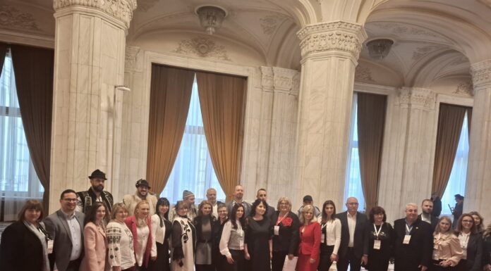 Au promovat Gorjul la Palatul Parlamentului!