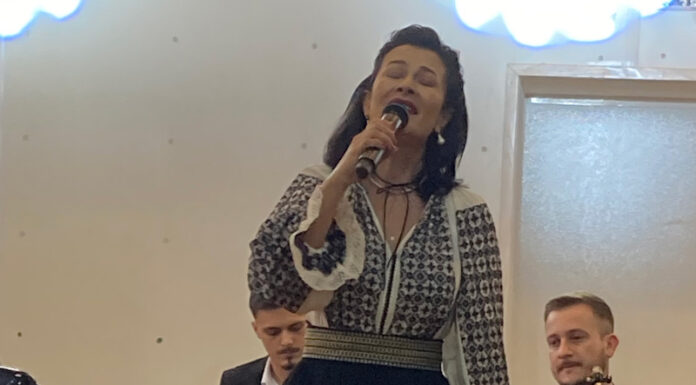 Spectacol caritabil la Tismana! Olguța Berbec, în lacrimi!