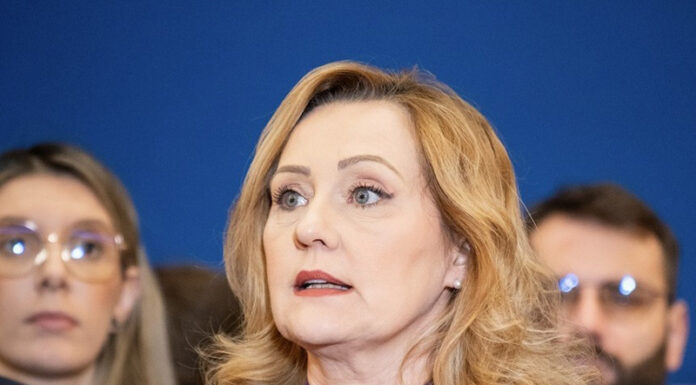 Lasconi, probleme de susținere în propriul partid