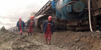 Până când sunt ținuți ,,în șah” cei 1.800 angajați ,,determinați” ai CEO!