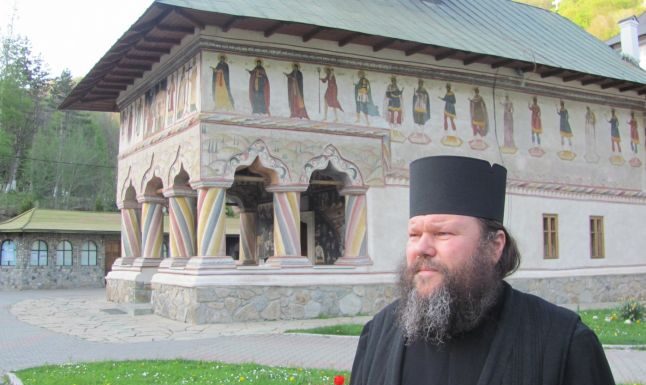 Educaţia…şi Lecţia de viaţă! – E o mare legătură între noi și cei de dincolo de noi – ,,Suntem ființe umane, avem trup și avem suflet, iar, sufletul este de la Dumnezeu și merge la Dumnezeu”!