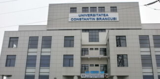 UCB lansează proiectul „Primul absolvent: Povestea noastră”