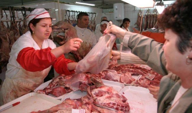 Cât va costa carnea de miel pentru masa de Paști din acest an!