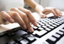 Peste 30 elevi din Gorj, calificați la Olimpiada Națională de Informatică