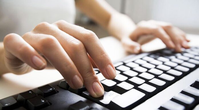 Peste 30 elevi din Gorj, calificați la Olimpiada Națională de Informatică