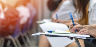 Peste 700 de absenți la simularea primei probe a Bac-ului